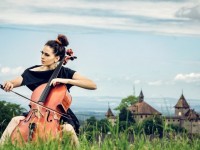 Koncert čelistkinje Lane Kostić Lakiko