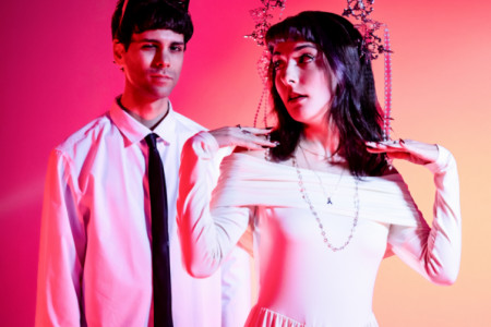 Mali Demon, elektro alt rok duo iz Beograda, izdao je spot za svoj drugi singl Sanja&scaron; me 